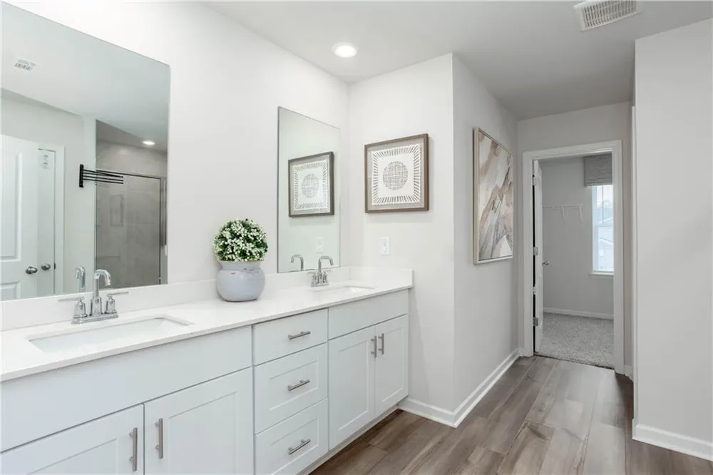 607 Runnel Drive Woodstock, GA 30188