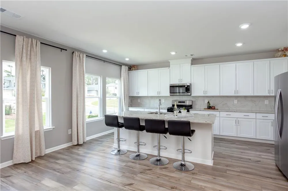 607 Runnel Drive Woodstock, GA 30188