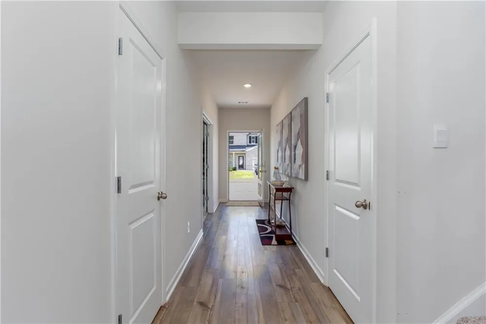 607 Runnel Drive Woodstock, GA 30188