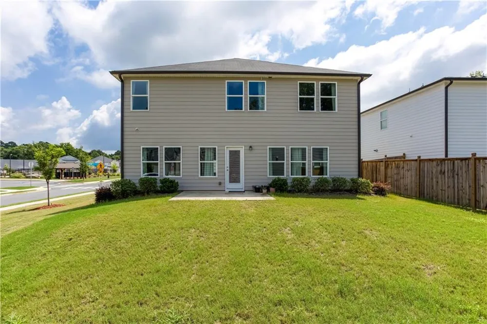 607 Runnel Drive Woodstock, GA 30188