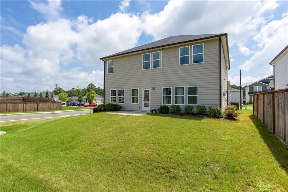 607 Runnel Drive Woodstock, GA 30188