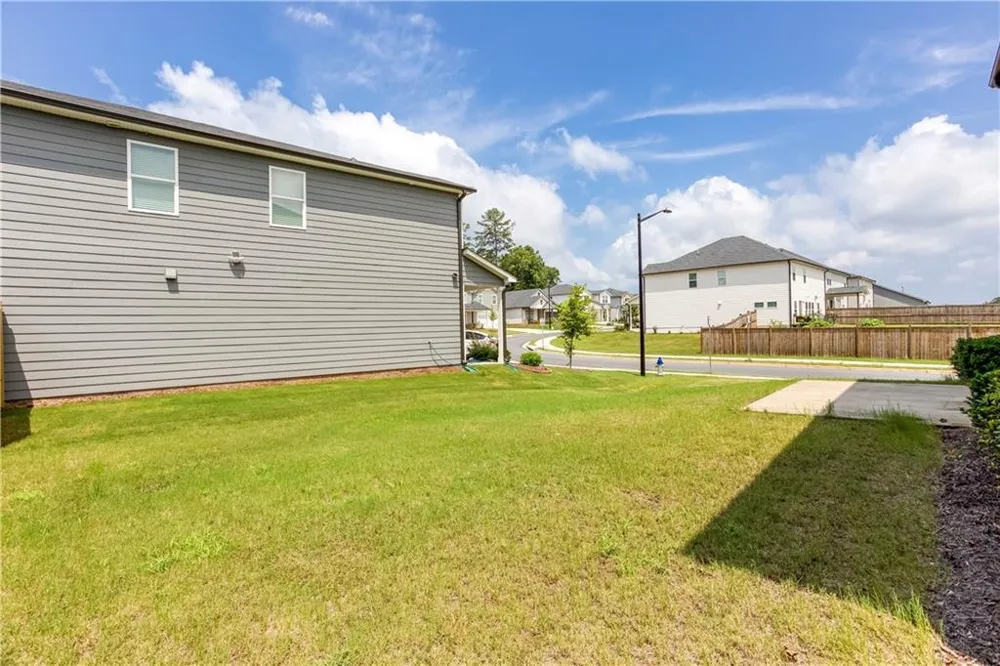 607 Runnel Drive Woodstock, GA 30188