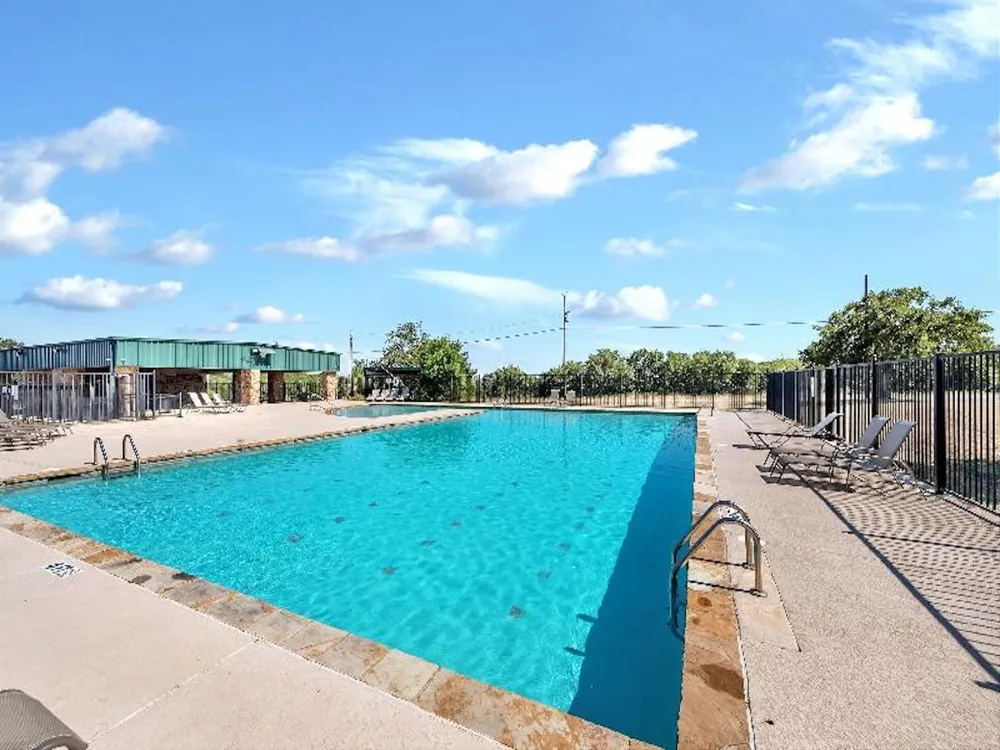 411 Mountain View Court Sunset, TX 76270