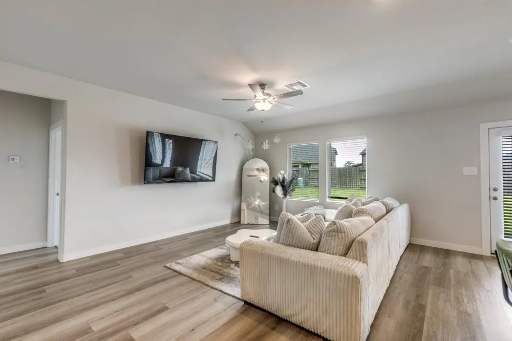1318 Cascade Hills Drive Rosharon, TX 77583