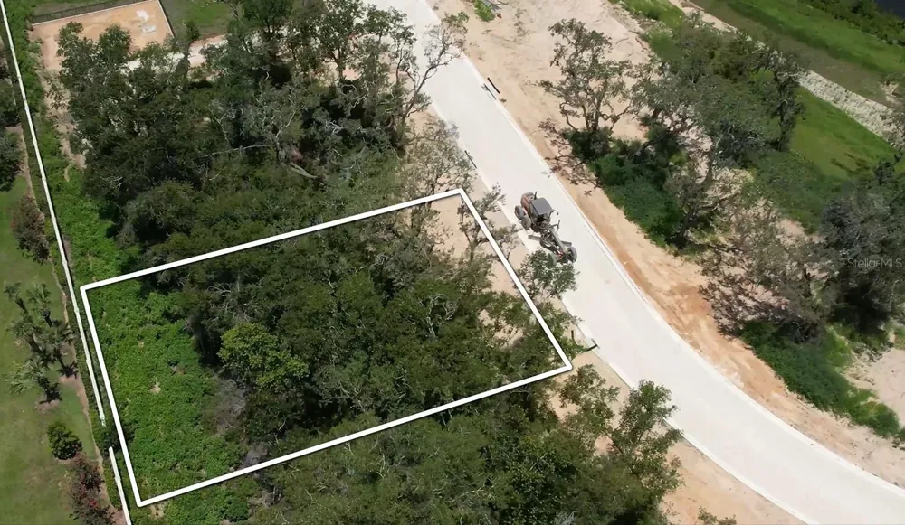 146 TRANQUIL MIRROR LAKE COURT #Lot 19 Clermont, FL 34711