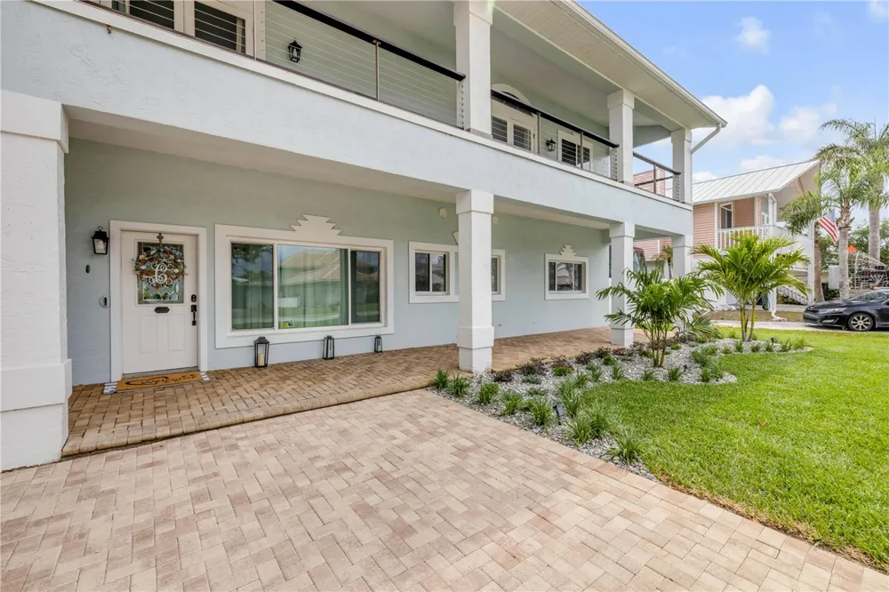 90 CUNNINGHAM DRIVE New Smyrna Beach, FL 32168