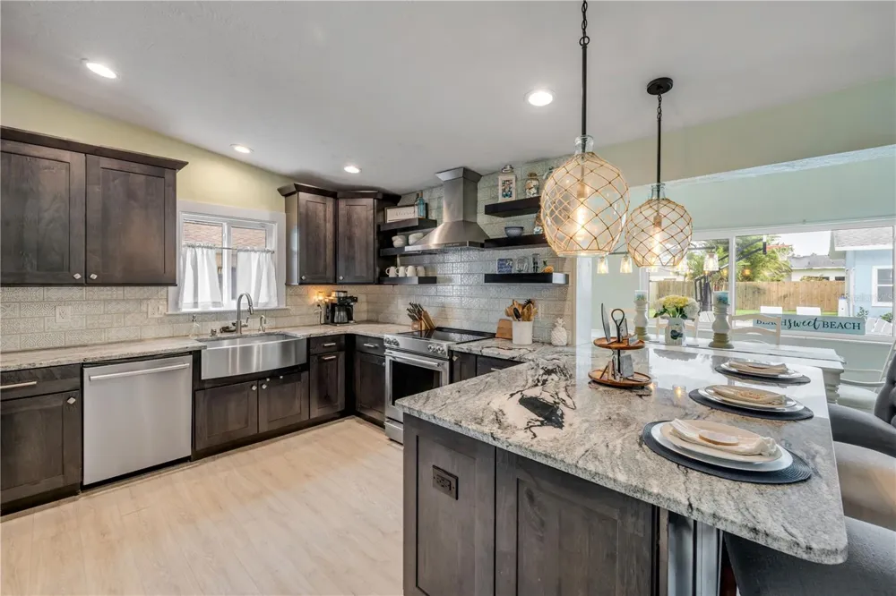 90 CUNNINGHAM DRIVE New Smyrna Beach, FL 32168