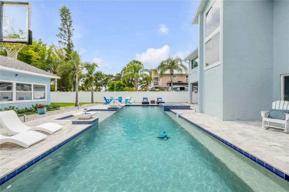 90 CUNNINGHAM DRIVE New Smyrna Beach, FL 32168