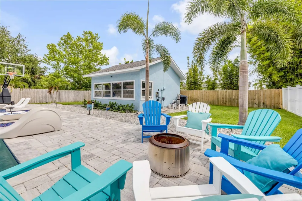 90 CUNNINGHAM DRIVE New Smyrna Beach, FL 32168