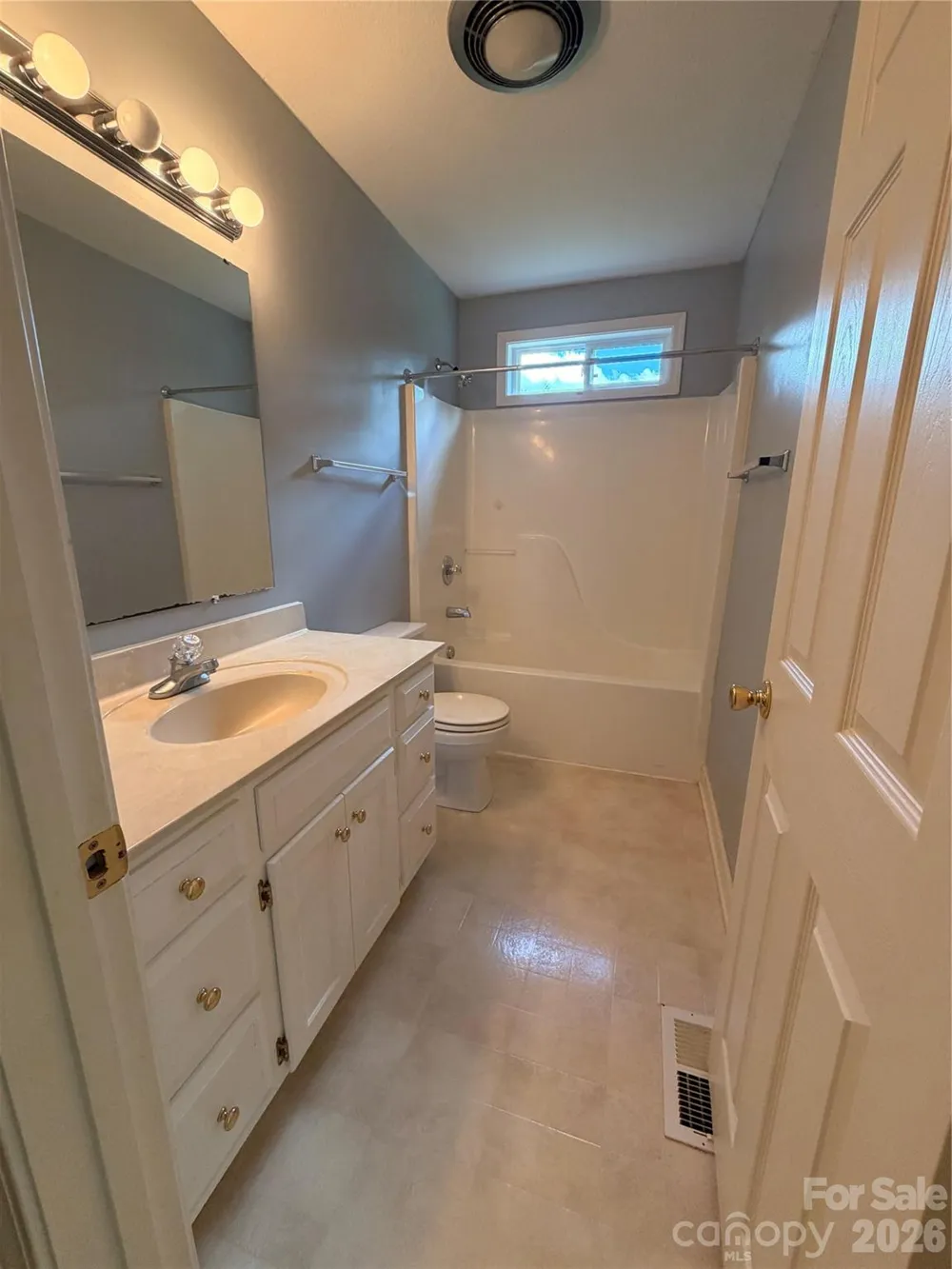 3402 Danial Street Conover, NC 28613