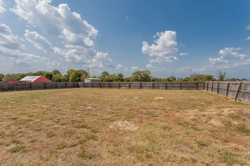 14308 CR 452 Lindale, TX 75771