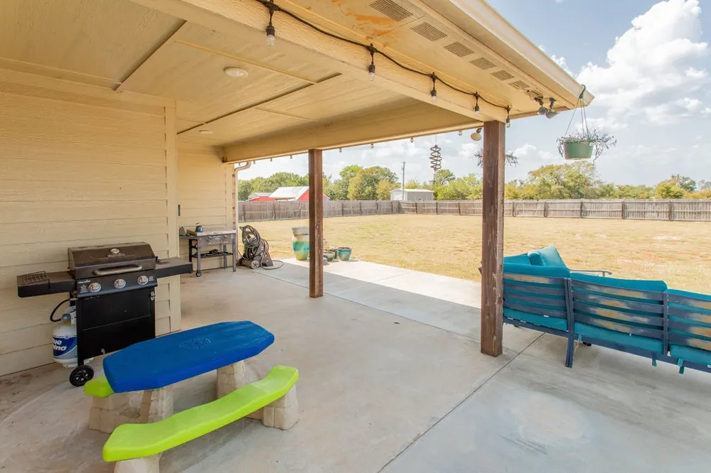 14308 CR 452 Lindale, TX 75771