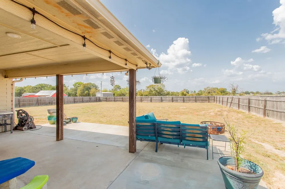 14308 CR 452 Lindale, TX 75771