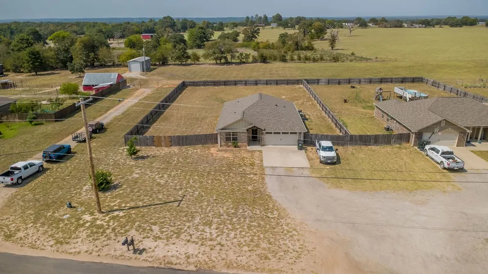 14308 CR 452 Lindale, TX 75771