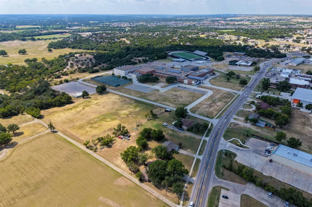 532 S Fm 1187 Aledo, TX 76008