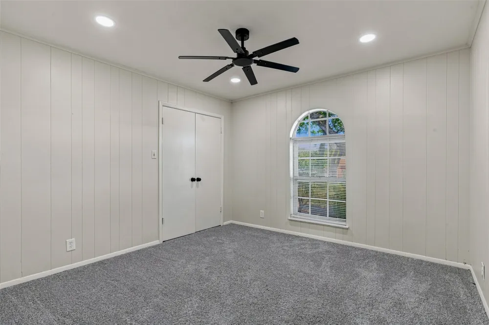 532 S Fm 1187 Aledo, TX 76008