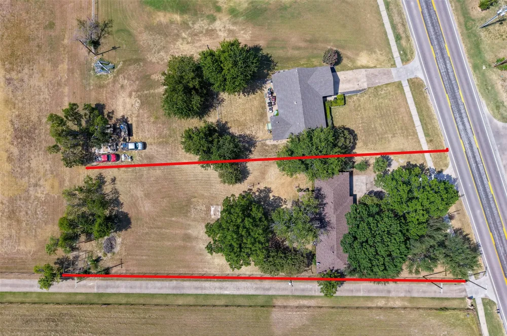 532 S Fm 1187 Aledo, TX 76008