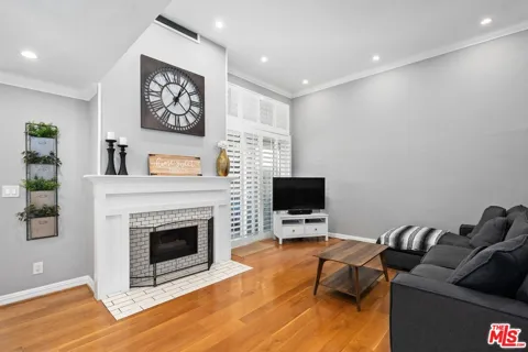 4716 La Villa Marina