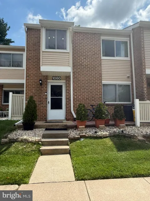 1080 PENDLETON COURT