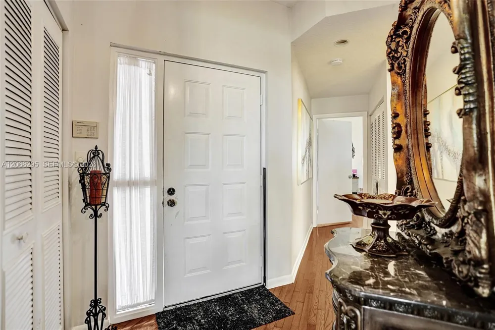 102 Half Moon Cir #C3 Hypoluxo, FL 33462