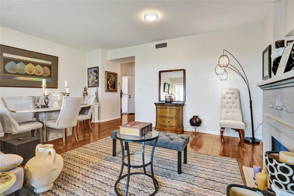102 Half Moon Cir #C3 Hypoluxo, FL 33462