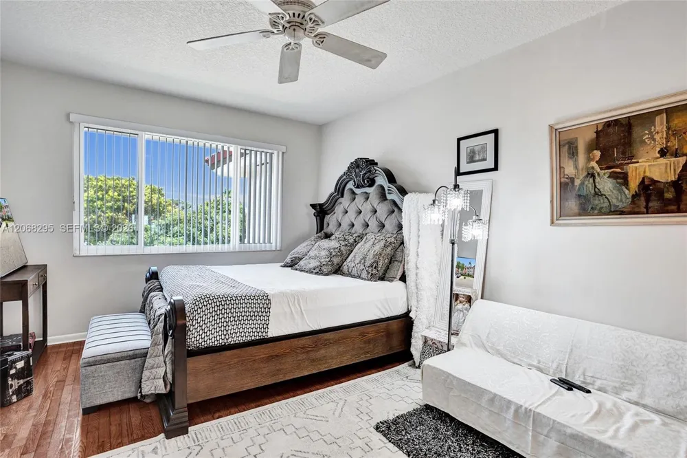 102 Half Moon Cir #C3 Hypoluxo, FL 33462