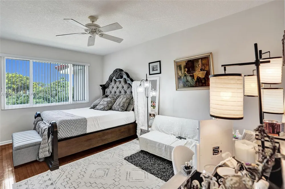 102 Half Moon Cir #C3 Hypoluxo, FL 33462