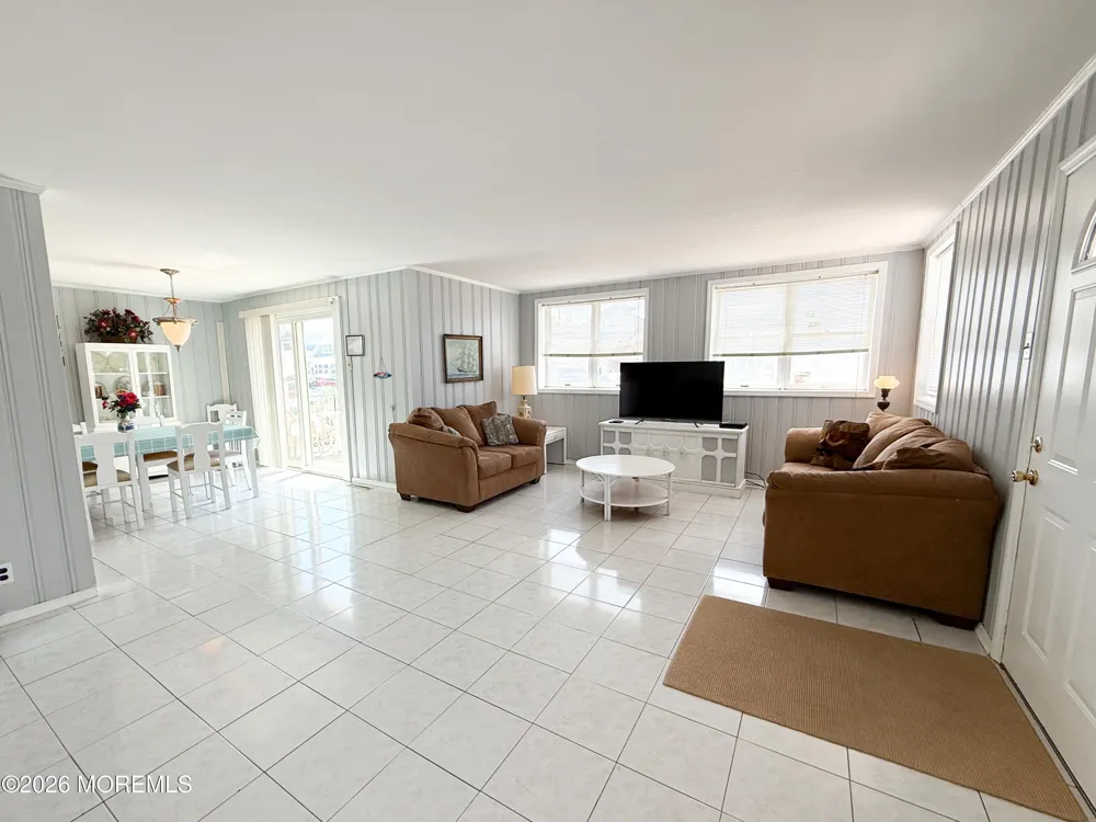 15 Philadelphia Avenue #Lower Front Lavallette, NJ 08735