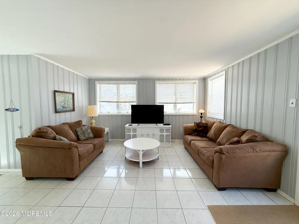 15 Philadelphia Avenue #Lower Front Lavallette, NJ 08735