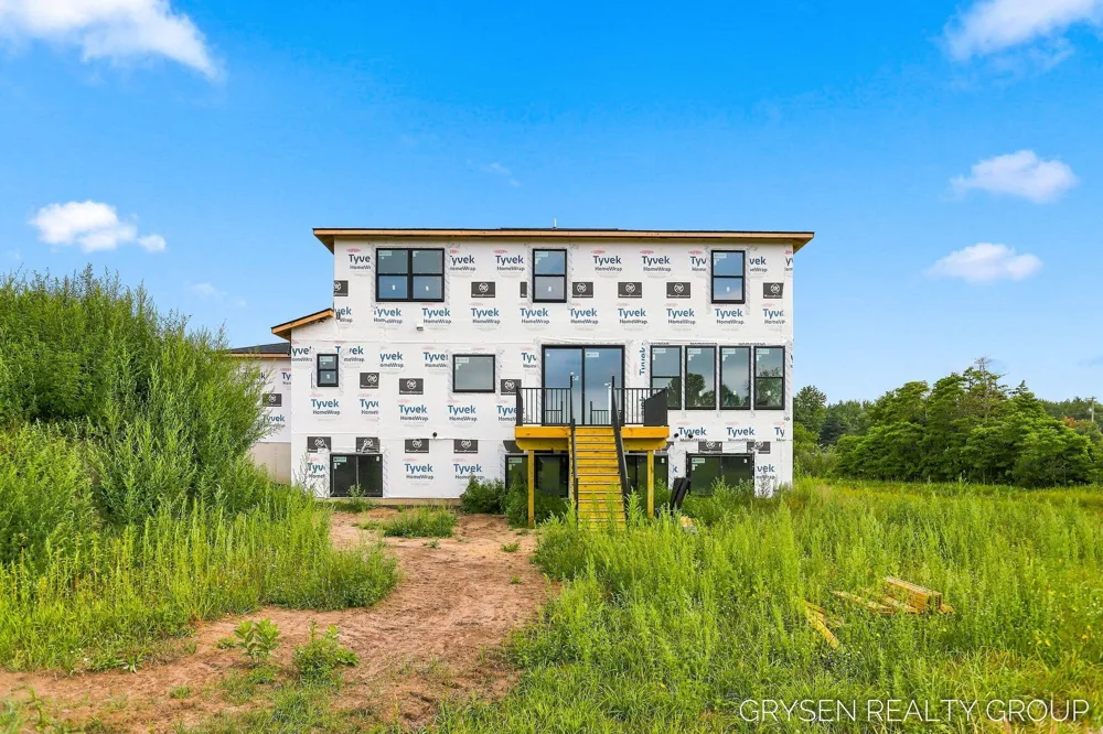 8814 Pierce Street Allendale Charter Township, MI 49401