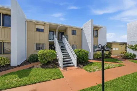 1501 NE 13th Terrace #H12