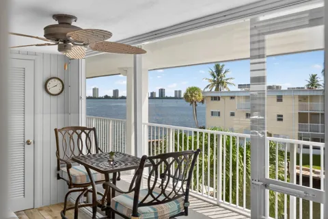 110 SHORE COURT #301