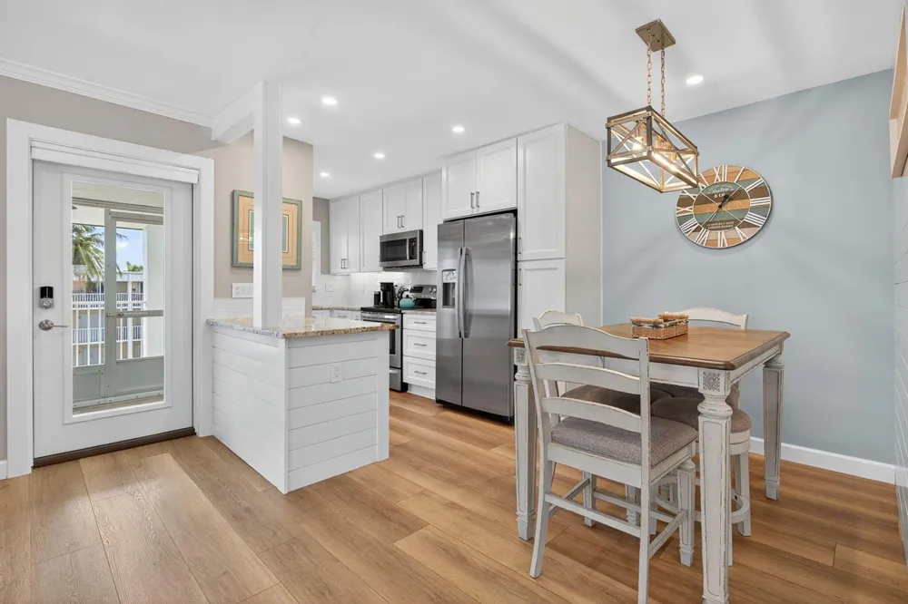 110 SHORE COURT #301 North Palm Beach, FL 33408