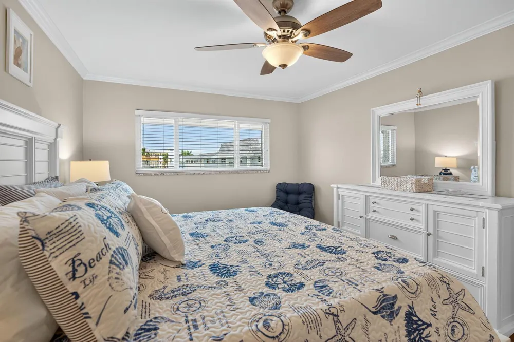 110 SHORE COURT #301 North Palm Beach, FL 33408