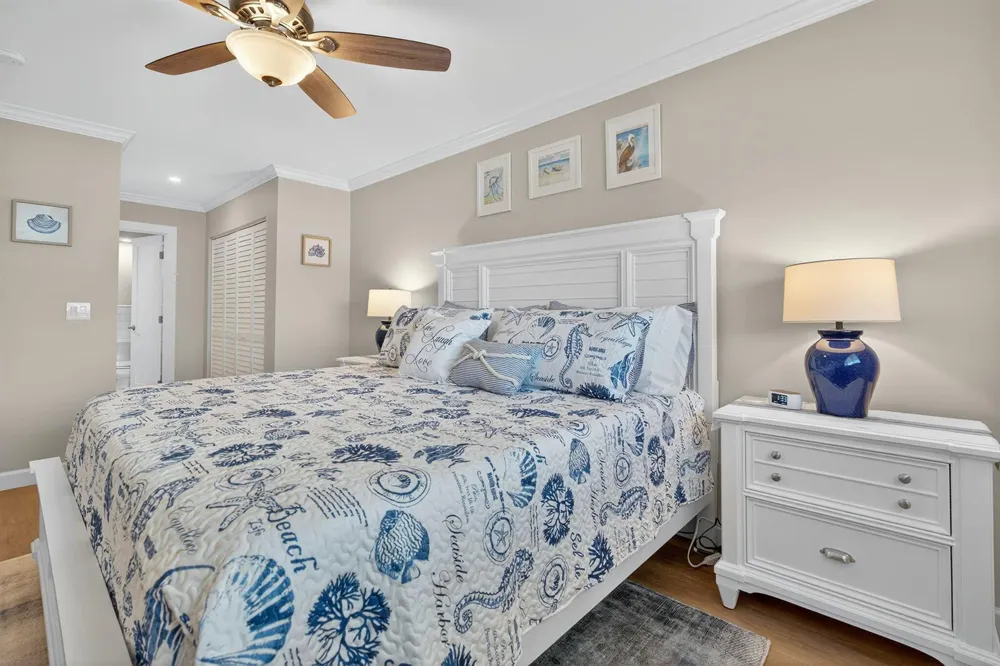 110 SHORE COURT #301 North Palm Beach, FL 33408