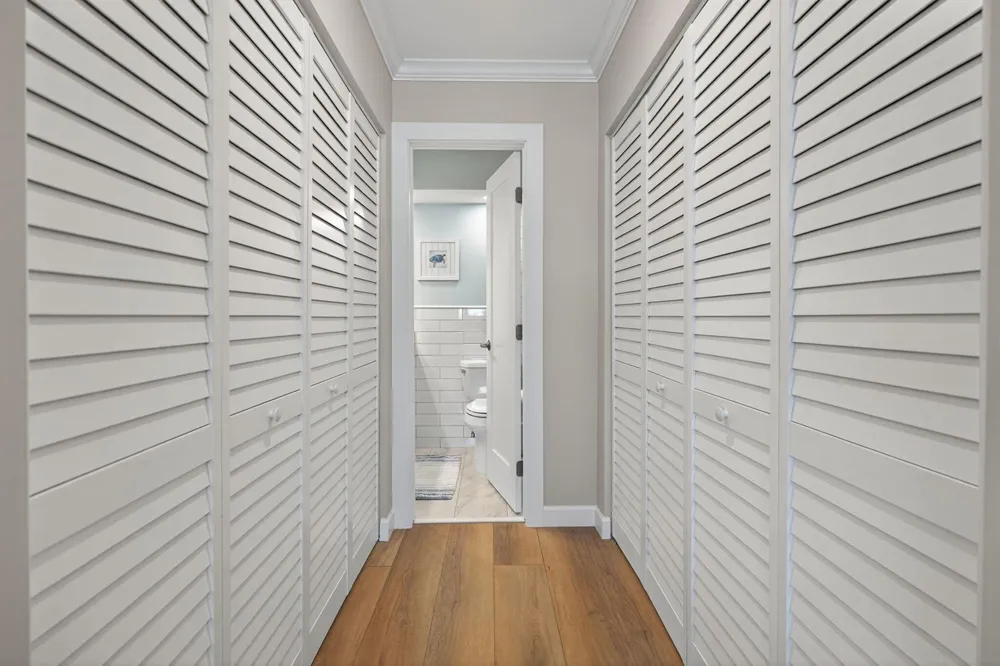 110 SHORE COURT #301 North Palm Beach, FL 33408