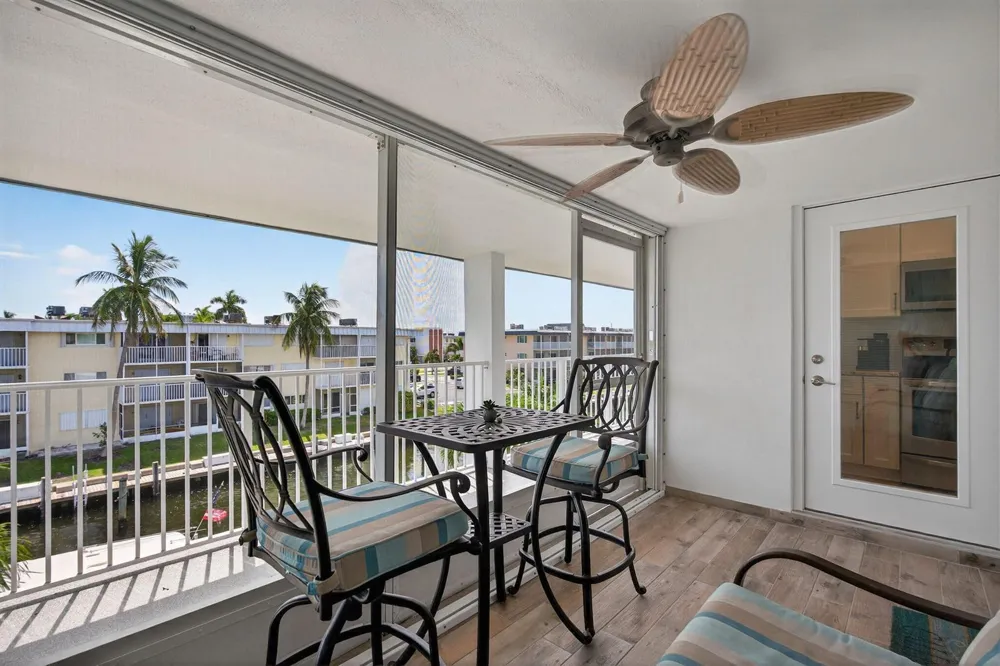 110 SHORE COURT #301 North Palm Beach, FL 33408