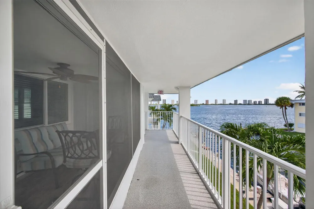 110 SHORE COURT #301 North Palm Beach, FL 33408