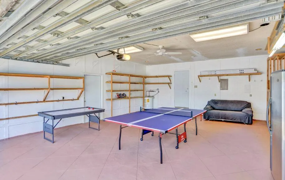 42 SW 12TH STREET Dania Beach, FL 33004