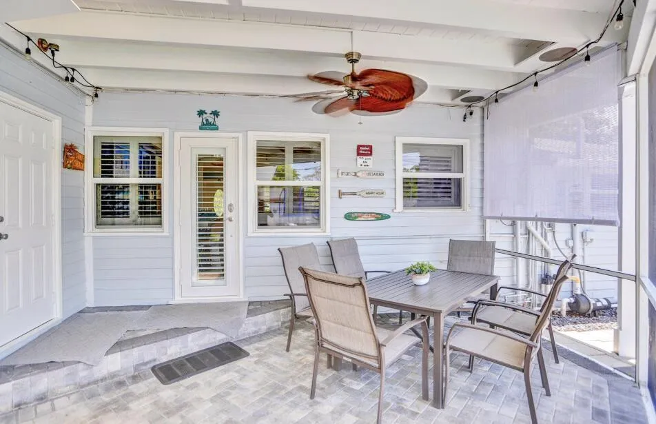 42 SW 12TH STREET Dania Beach, FL 33004