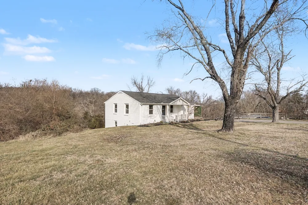 6247 Pettus Rd Antioch, TN 37013