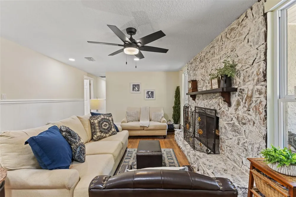17504 THOMAS BOULEVARD Hudson, FL 34667