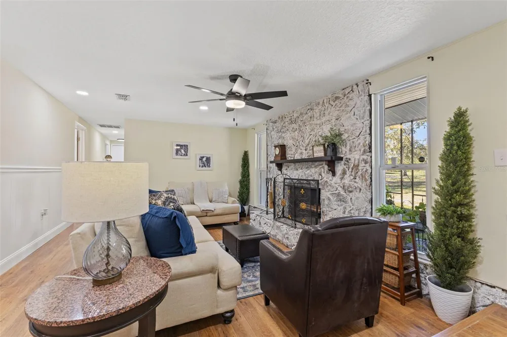 17504 THOMAS BOULEVARD Hudson, FL 34667