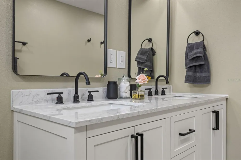 17504 THOMAS BOULEVARD Hudson, FL 34667
