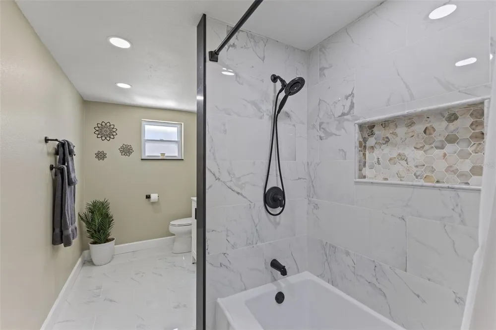 17504 THOMAS BOULEVARD Hudson, FL 34667