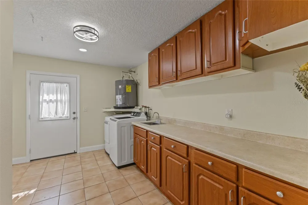 17504 THOMAS BOULEVARD Hudson, FL 34667