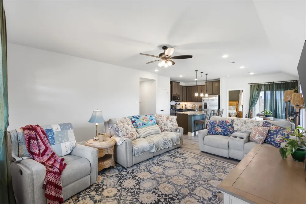 103 Olivia Street Hillsboro, TX 76645