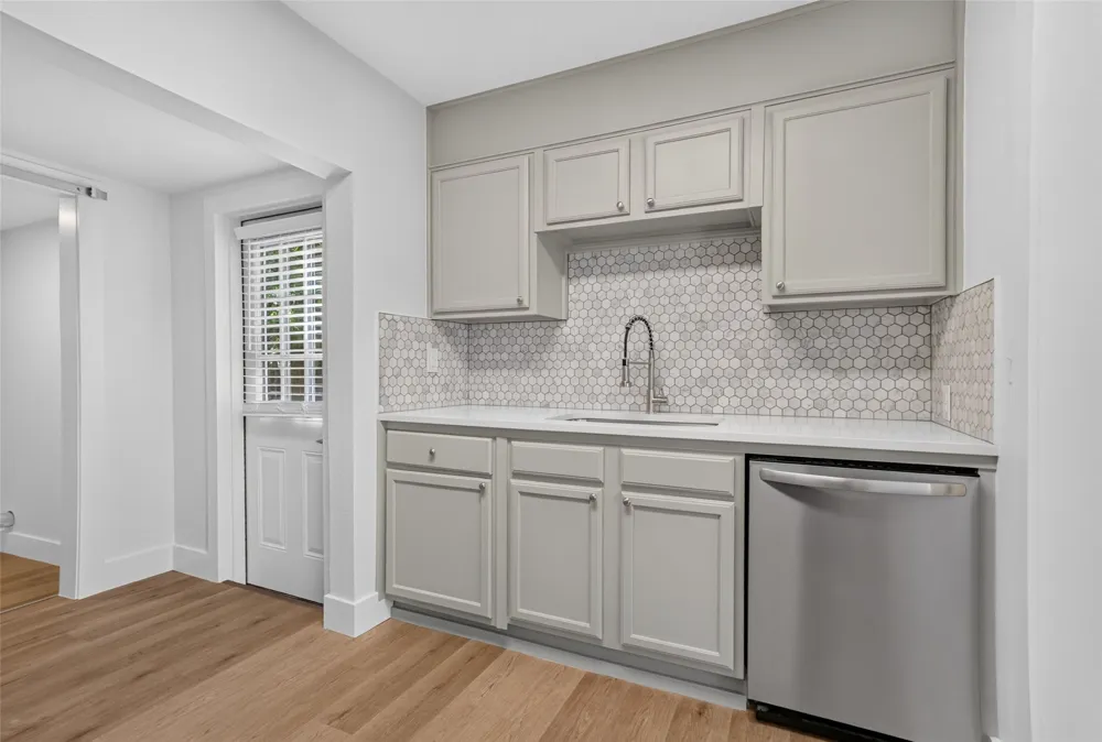 7428 Llano Avenue Fort Worth, TX 76116