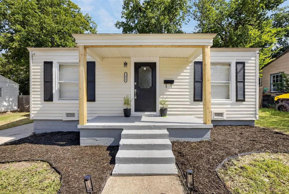7428 Llano Avenue Fort Worth, TX 76116