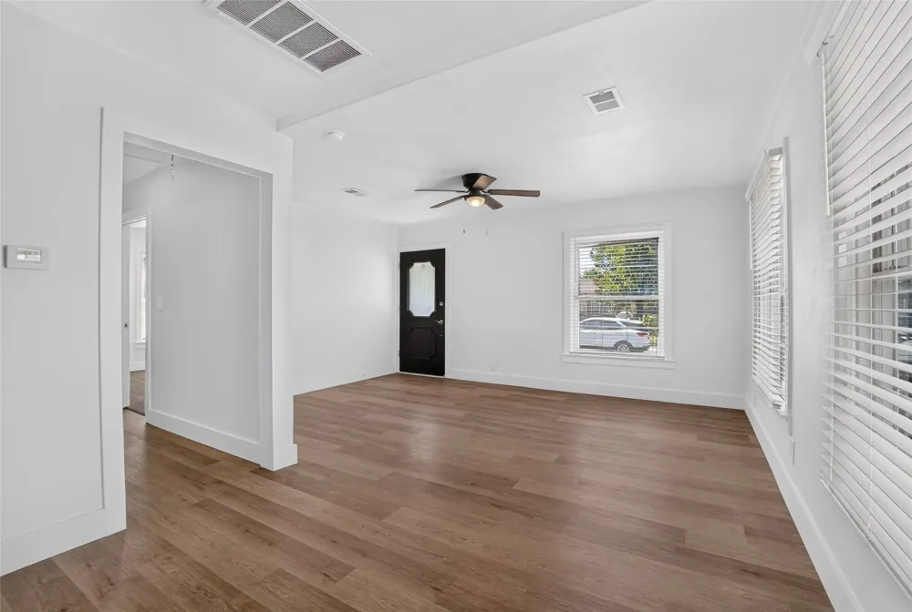 7428 Llano Avenue Fort Worth, TX 76116